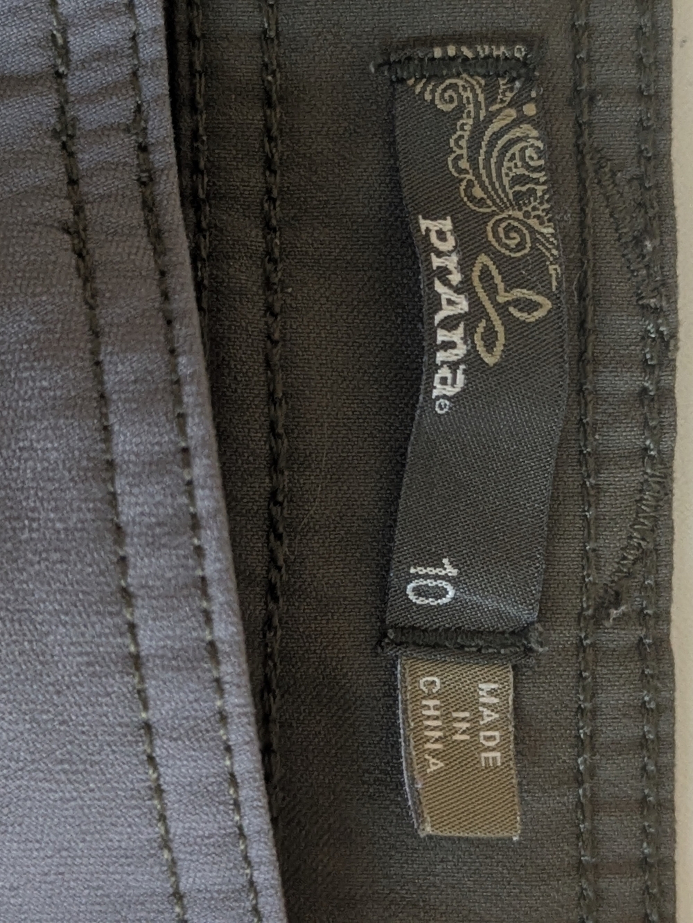 PrAna Women's Hiking Shorts Size 10 Gray Olive Stretch Outdoor Trail Casual - Picture 12 of 12